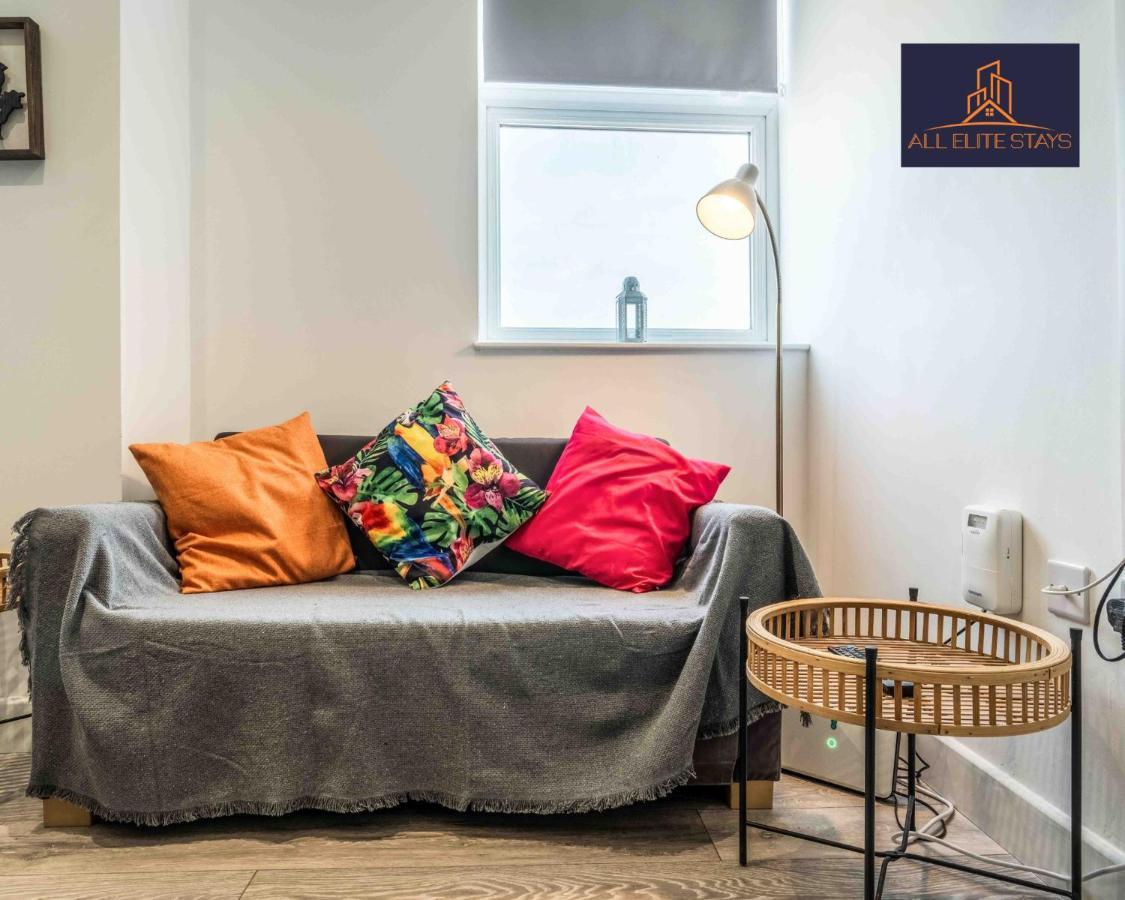 Swan House Apartment 4 - 1 Bed Apartment - Sleeps Up To 4 - Free Parking - Liverpool - Close To City Centre - By All Elite Stays Bagian luar foto